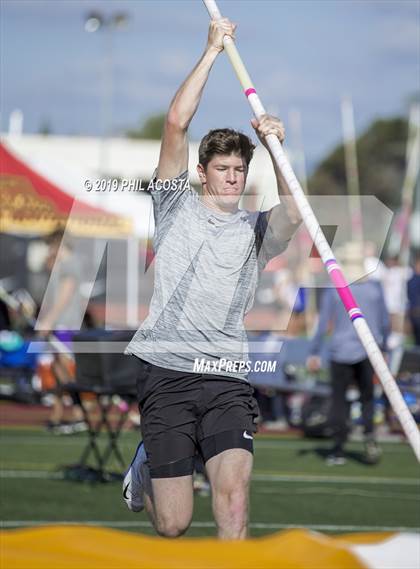 Thumbnail 1 in Arcadia Invitational photogallery.