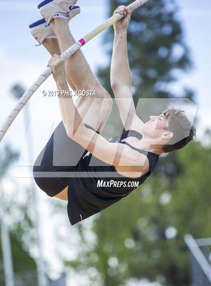 Thumbnail 3 in Arcadia Invitational photogallery.