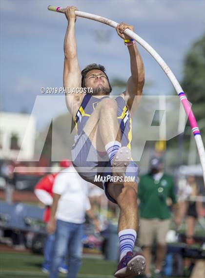 Thumbnail 3 in Arcadia Invitational photogallery.