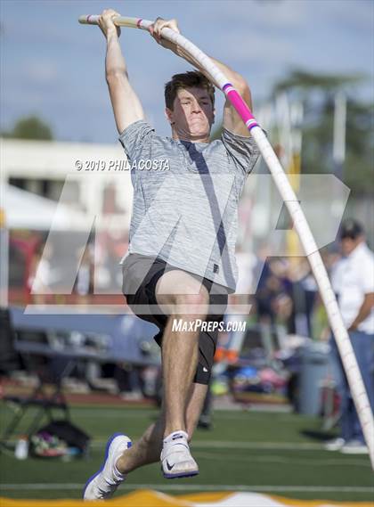 Thumbnail 3 in Arcadia Invitational photogallery.
