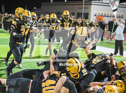 Thumbnail 3 in Paradise Valley @ Goldwater (Senior Night) photogallery.