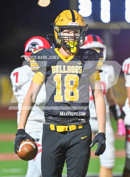 Thumbnail 2 in Paradise Valley @ Goldwater (Senior Night) photogallery.