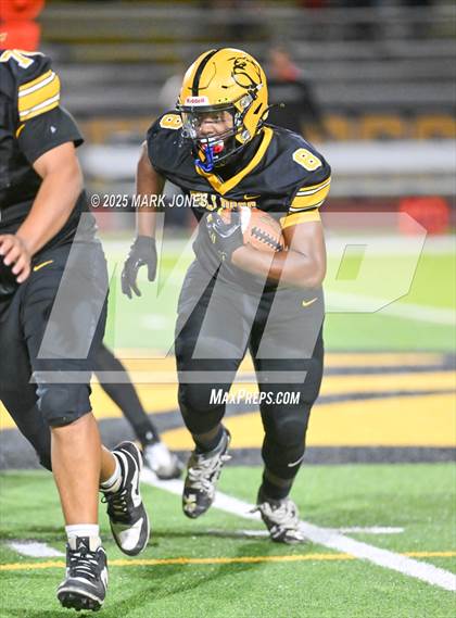 Thumbnail 3 in Paradise Valley @ Goldwater (Senior Night) photogallery.