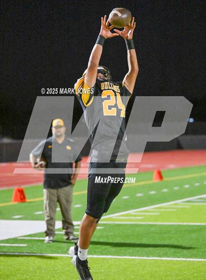 Thumbnail 2 in Paradise Valley @ Goldwater (Senior Night) photogallery.