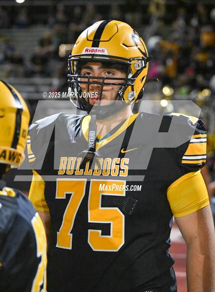 Thumbnail 2 in Paradise Valley @ Goldwater (Senior Night) photogallery.