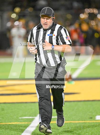 Thumbnail 3 in Paradise Valley @ Goldwater (Senior Night) photogallery.