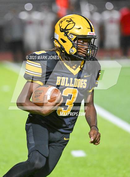 Thumbnail 2 in Paradise Valley @ Goldwater (Senior Night) photogallery.