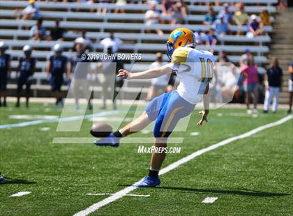 Thumbnail 3 in Loyola Blakefield @ Gilman photogallery.