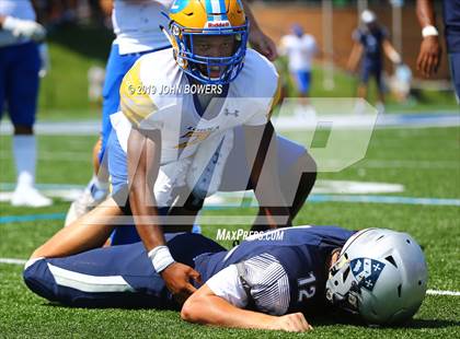 Thumbnail 2 in Loyola Blakefield @ Gilman photogallery.