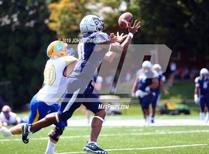 Thumbnail 3 in Loyola Blakefield @ Gilman photogallery.