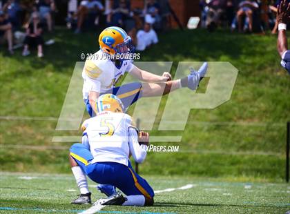 Thumbnail 2 in Loyola Blakefield @ Gilman photogallery.