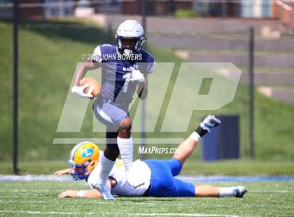 Thumbnail 1 in Loyola Blakefield @ Gilman photogallery.