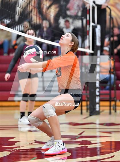 Thumbnail 3 in Nocona @ Poolville photogallery.