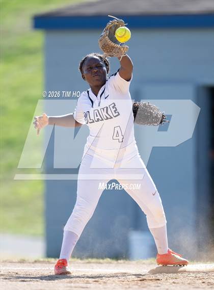 Thumbnail 3 in JV: Whitman @ Blake photogallery.