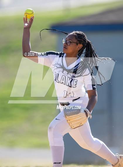 Thumbnail 1 in JV: Whitman @ Blake photogallery.