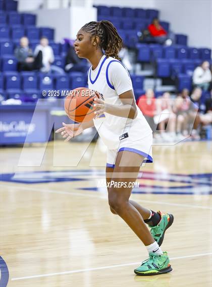 Thumbnail 1 in Bishop Miege vs John Burroughs (Sophie Cunningham Classic) photogallery.