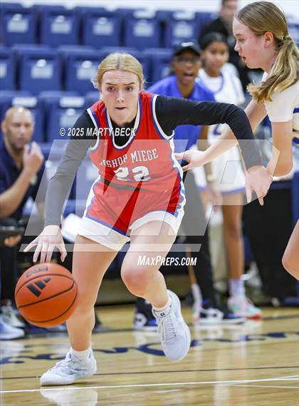 Thumbnail 1 in Bishop Miege vs John Burroughs (Sophie Cunningham Classic) photogallery.