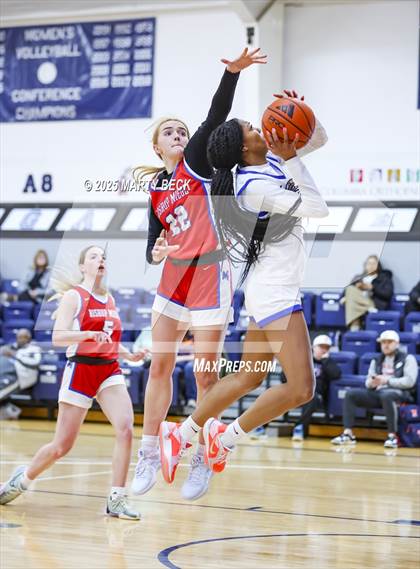 Thumbnail 1 in Bishop Miege vs John Burroughs (Sophie Cunningham Classic) photogallery.