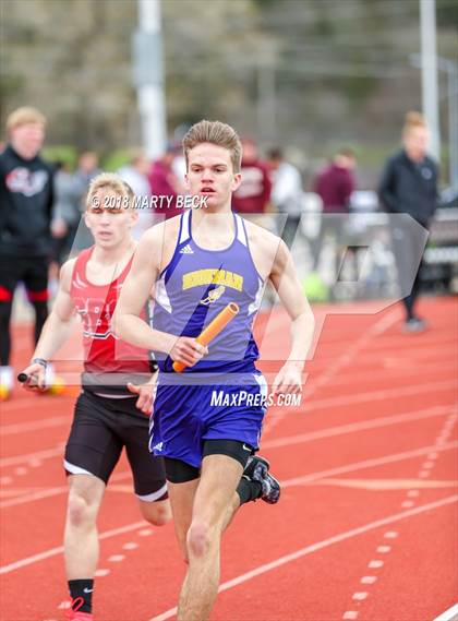 Thumbnail 2 in Jefferson City Relays photogallery.