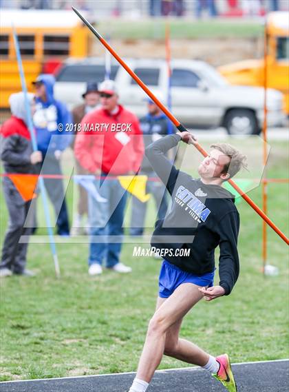 Thumbnail 1 in Jefferson City Relays photogallery.