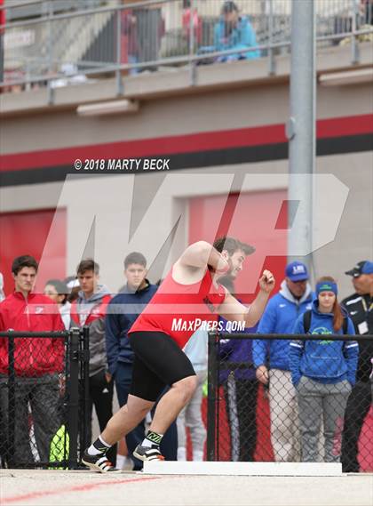 Thumbnail 1 in Jefferson City Relays photogallery.