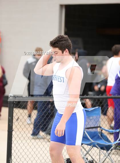 Thumbnail 1 in Jefferson City Relays photogallery.