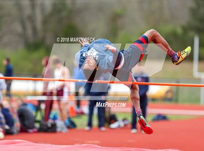 Thumbnail 1 in Jefferson City Relays photogallery.