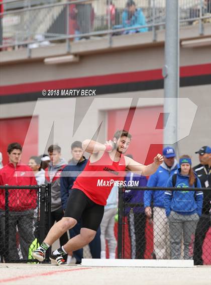 Thumbnail 2 in Jefferson City Relays photogallery.
