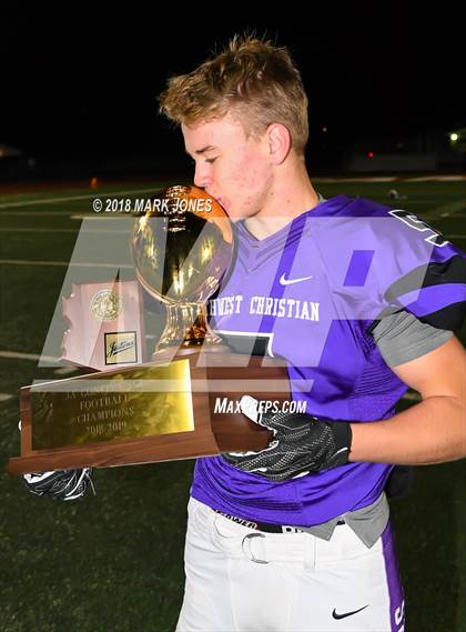 Thumbnail 3 in Northwest Christian vs. Yuma Catholic (AIA 3A Final Awards) photogallery.