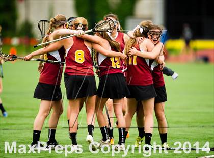 Thumbnail 3 in Bromfield vs Newburyport (MIAA Division 2 Final) photogallery.
