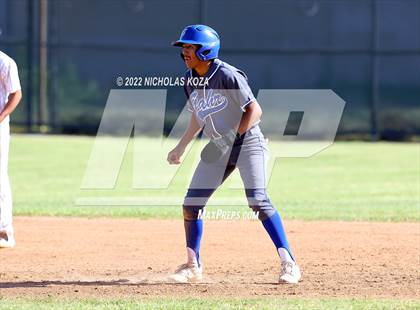 Thumbnail 2 in Gahr vs. Lynwood photogallery.