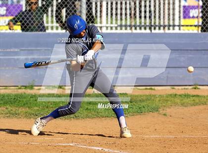 Thumbnail 3 in Gahr vs. Lynwood photogallery.