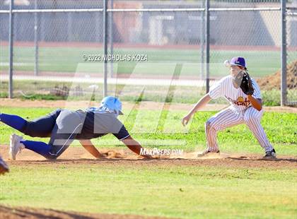 Thumbnail 3 in Gahr vs. Lynwood photogallery.