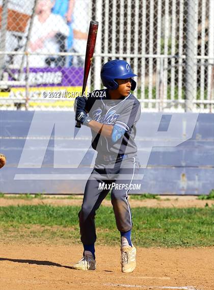 Thumbnail 2 in Gahr vs. Lynwood photogallery.