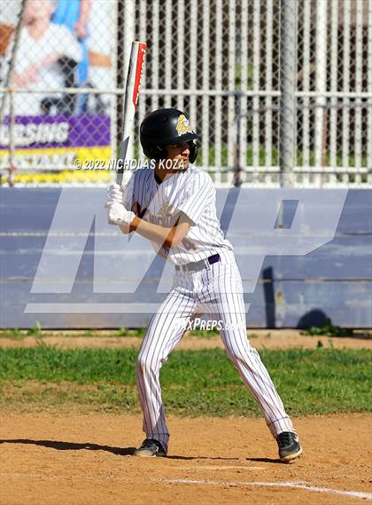 Thumbnail 2 in Gahr vs. Lynwood photogallery.