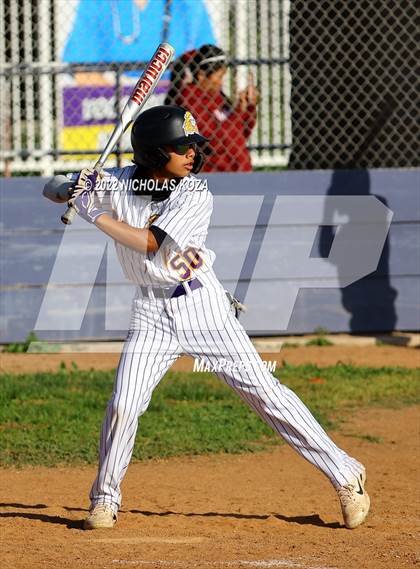 Thumbnail 2 in Gahr vs. Lynwood photogallery.