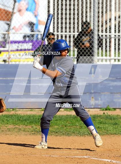 Thumbnail 2 in Gahr vs. Lynwood photogallery.