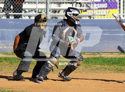 Thumbnail 3 in Gahr vs. Lynwood photogallery.