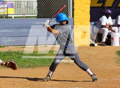 Thumbnail 2 in Gahr vs. Lynwood photogallery.