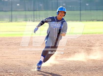 Thumbnail 2 in Gahr vs. Lynwood photogallery.