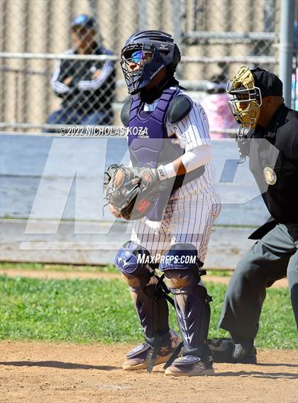 Thumbnail 2 in Gahr vs. Lynwood photogallery.