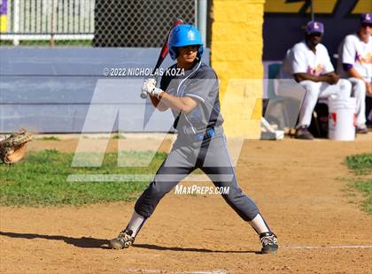 Thumbnail 3 in Gahr vs. Lynwood photogallery.