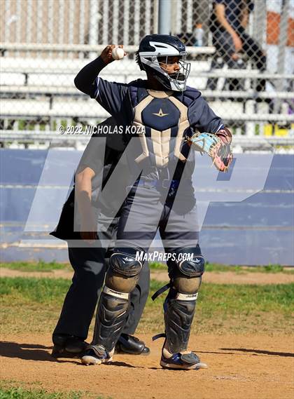 Thumbnail 3 in Gahr vs. Lynwood photogallery.