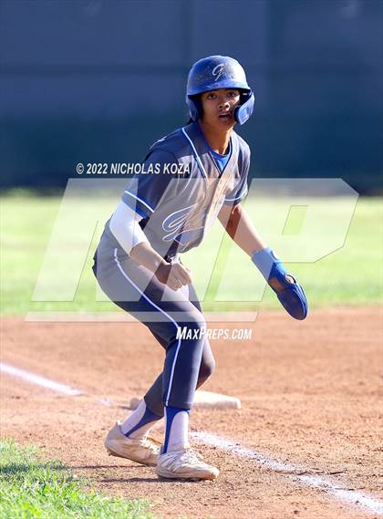 Thumbnail 2 in Gahr vs. Lynwood photogallery.