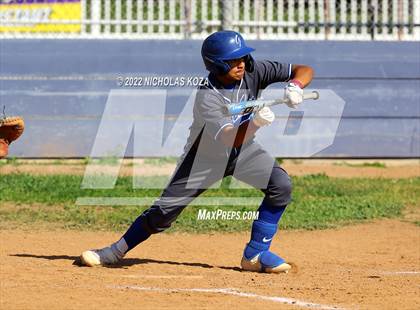 Thumbnail 3 in Gahr vs. Lynwood photogallery.