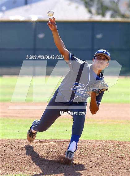 Thumbnail 3 in Gahr vs. Lynwood photogallery.