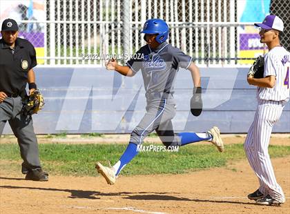 Thumbnail 2 in Gahr vs. Lynwood photogallery.