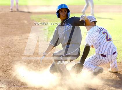 Thumbnail 3 in Gahr vs. Lynwood photogallery.