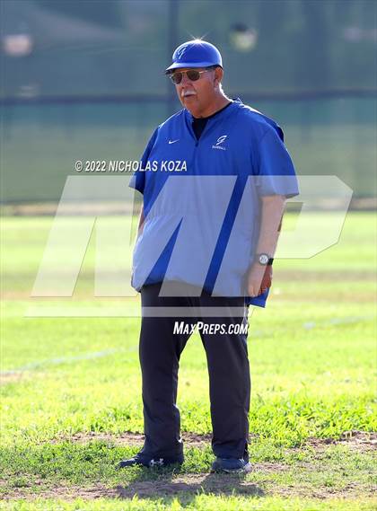 Thumbnail 3 in Gahr vs. Lynwood photogallery.