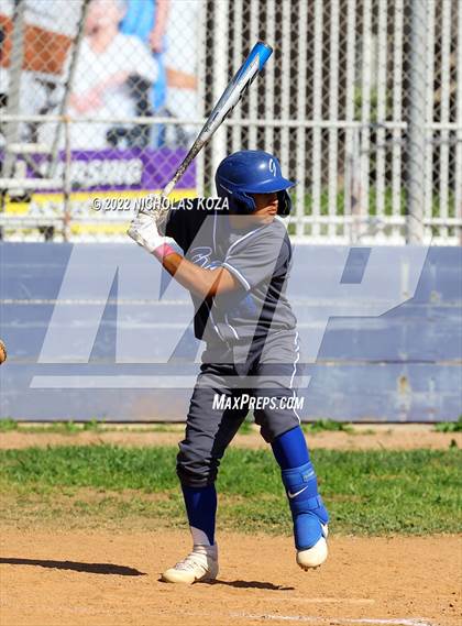 Thumbnail 2 in Gahr vs. Lynwood photogallery.